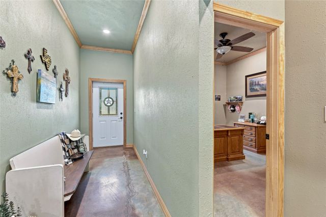 45 Halliburton Drive, Bells, TX 75414