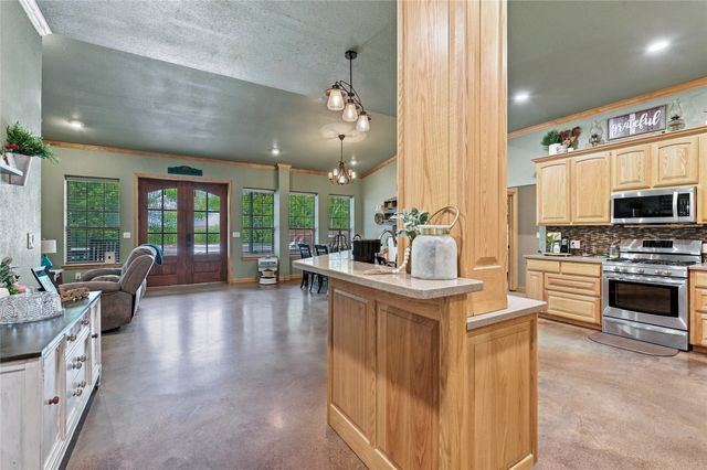 45 Halliburton Drive, Bells, TX 75414