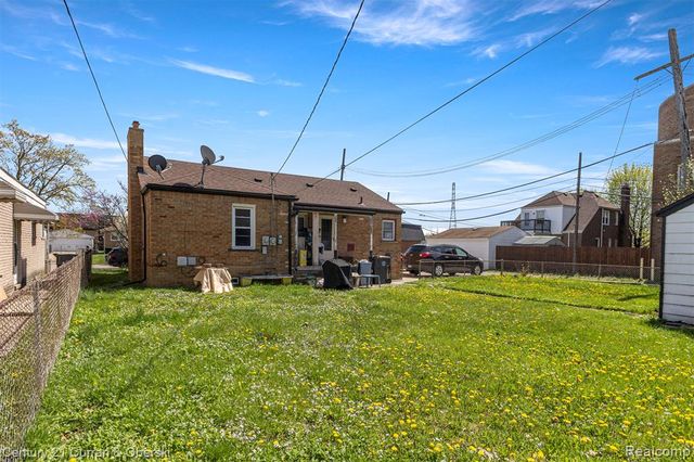 19641 Henry Street, Melvindale, MI 48122