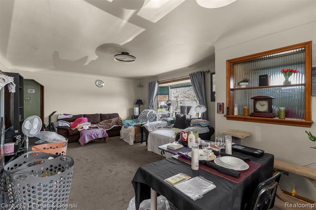 19641 Henry Street, Melvindale, MI 48122