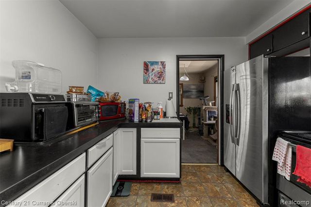 19641 Henry Street, Melvindale, MI 48122