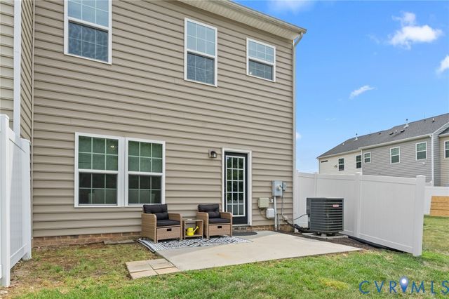 5112 Weatherby Dr, Chester, VA 23831