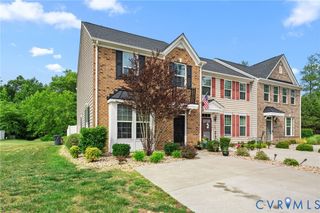 5112 Weatherby Dr, Chester, VA 23831