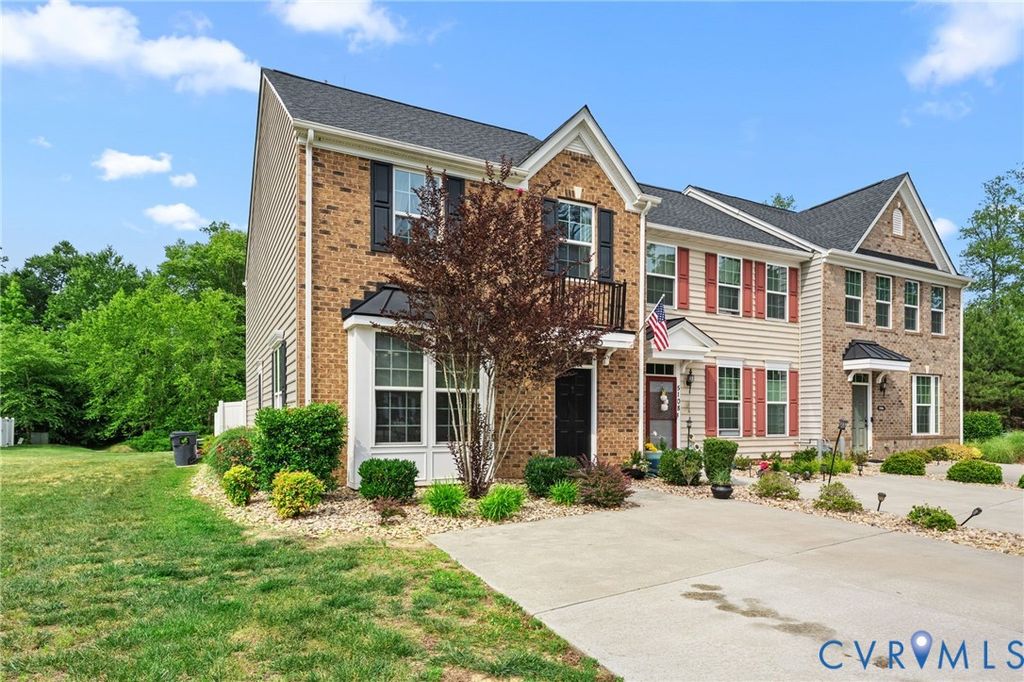 5112 Weatherby Dr, Chester, VA 23831