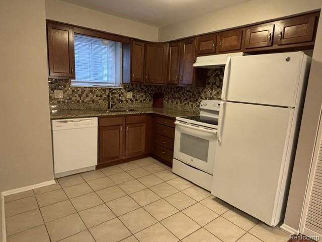 4345 Crooks Road, Royal Oak, MI 48073