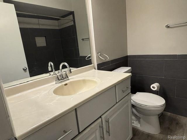 4345 Crooks Road, Royal Oak, MI 48073