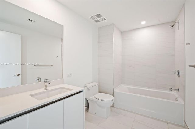 900 N Ocean Blvd 1606, Pompano Beach, FL 33062