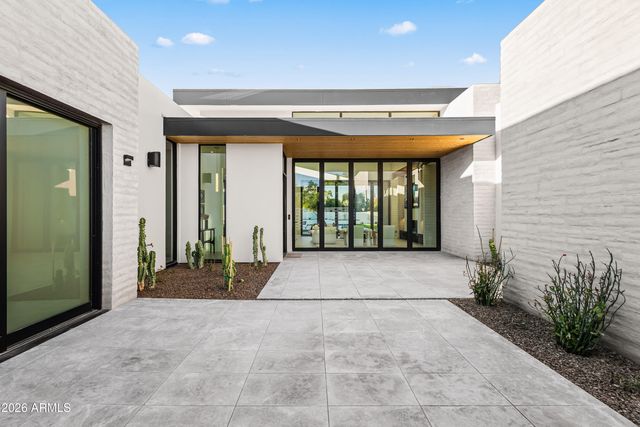 8618 E IRISH HUNTER Trail, Scottsdale, AZ 85258
