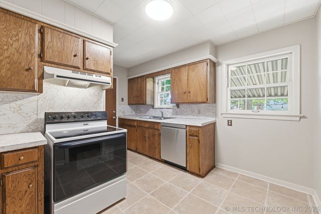 1213 S Vandalia Avenue, Tulsa, OK 74112