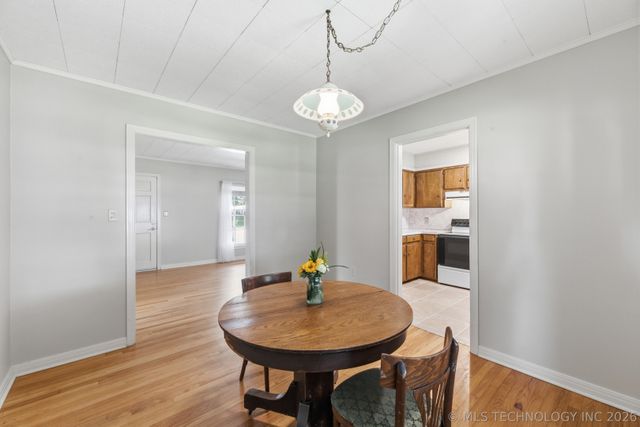 1213 S Vandalia Avenue, Tulsa, OK 74112