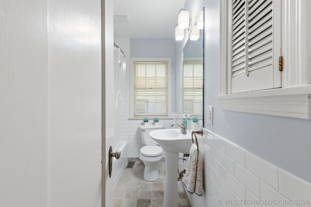 1213 S Vandalia Avenue, Tulsa, OK 74112