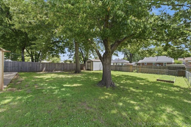 1213 S Vandalia Avenue, Tulsa, OK 74112