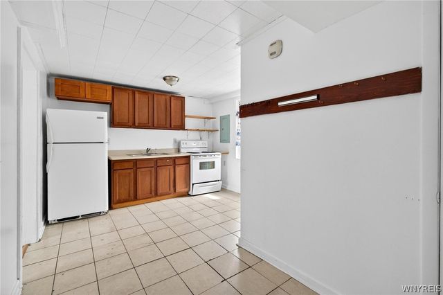 32 Curwood Court 26, Tonawanda, NY 14150