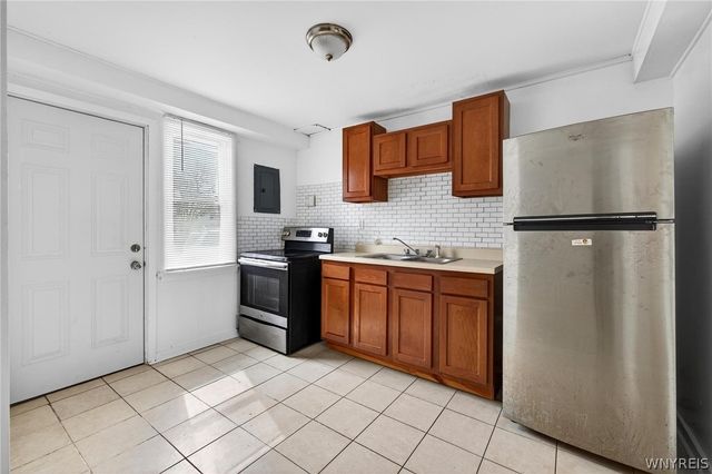 32 Curwood Court 26, Tonawanda, NY 14150