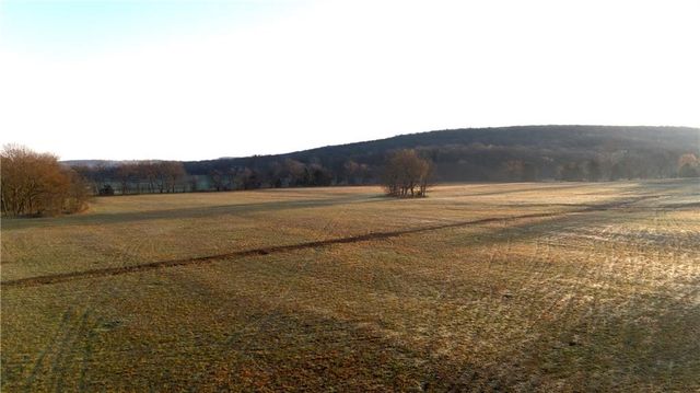 14774 Cove Creek Road, Prairie Grove, AR 72753