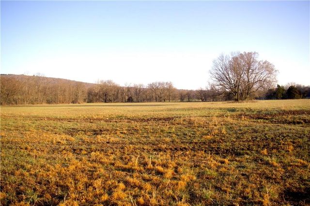 14774 Cove Creek Road, Prairie Grove, AR 72753