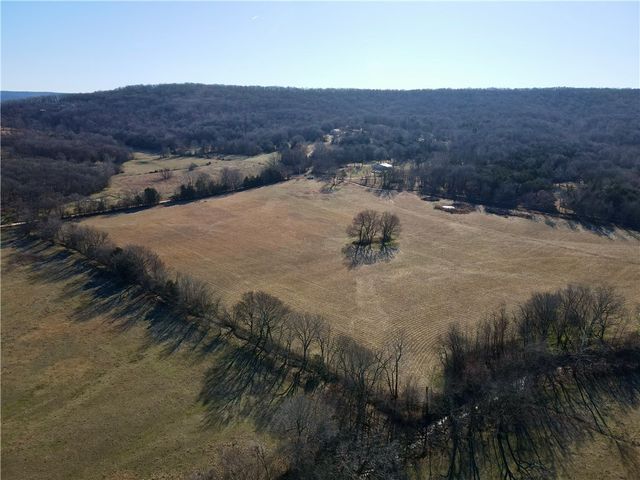14774 Cove Creek Road, Prairie Grove, AR 72753