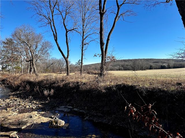 14774 Cove Creek Road, Prairie Grove, AR 72753