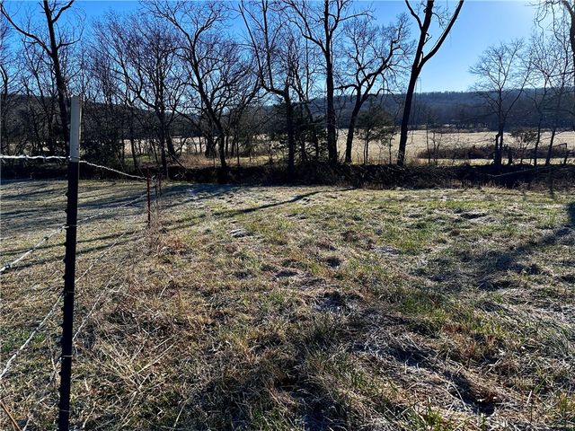 14774 Cove Creek Road, Prairie Grove, AR 72753