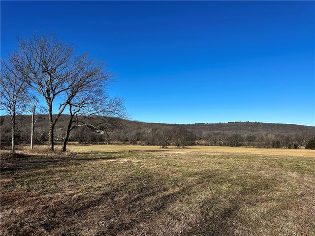 14774 Cove Creek Road, Prairie Grove, AR 72753