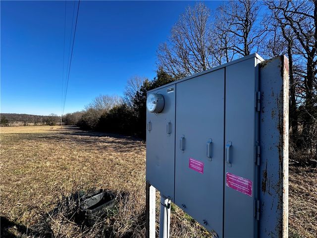 14774 Cove Creek Road, Prairie Grove, AR 72753