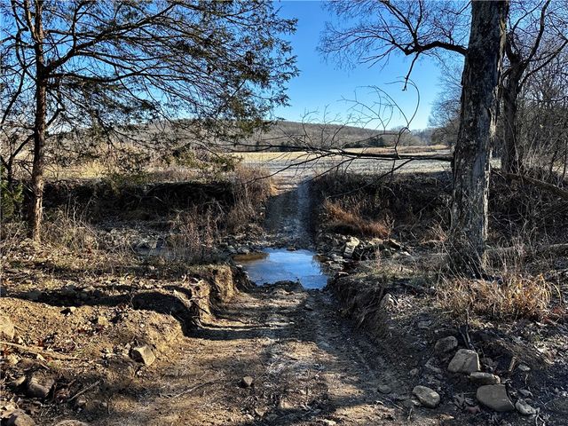 14774 Cove Creek Road, Prairie Grove, AR 72753