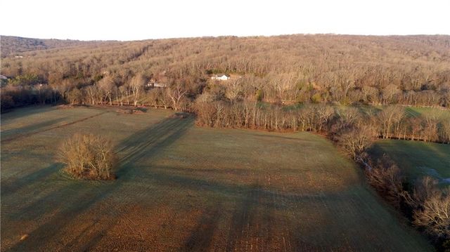 14774 Cove Creek Road, Prairie Grove, AR 72753