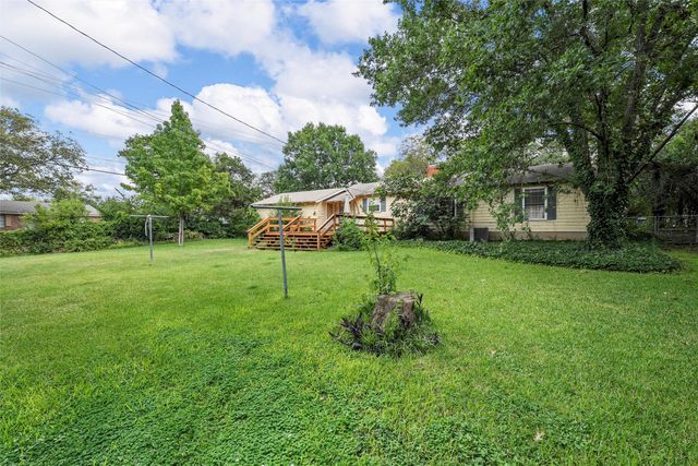 5601 Bishop Drive, Waco, TX 76710