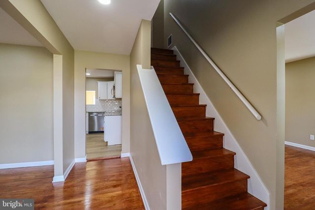 2198 GALE DR, Harrisburg, PA 17110