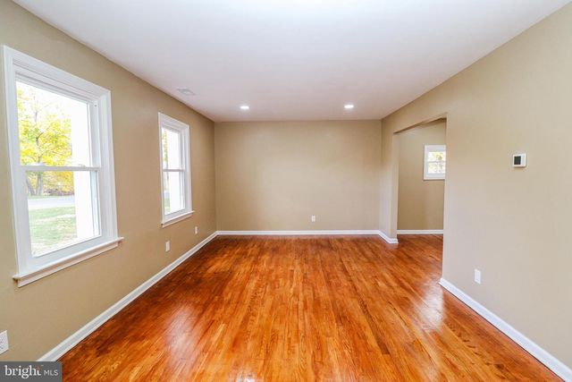 2198 GALE DR, Harrisburg, PA 17110