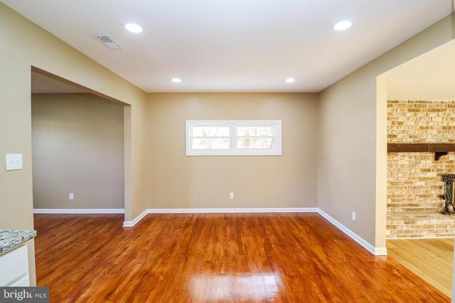 2198 GALE DR, Harrisburg, PA 17110