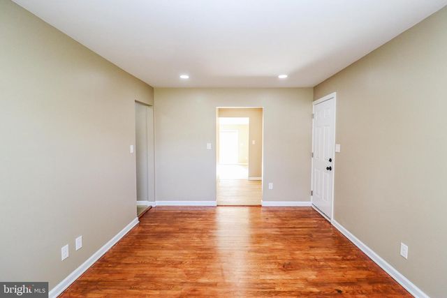 2198 GALE DR, Harrisburg, PA 17110