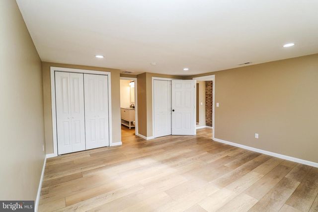 2198 GALE DR, Harrisburg, PA 17110