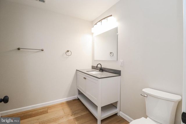 2198 GALE DR, Harrisburg, PA 17110