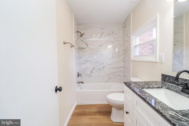 2198 GALE DR, Harrisburg, PA 17110