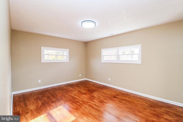 2198 GALE DR, Harrisburg, PA 17110