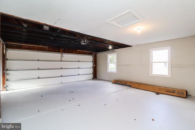 2198 GALE DR, Harrisburg, PA 17110