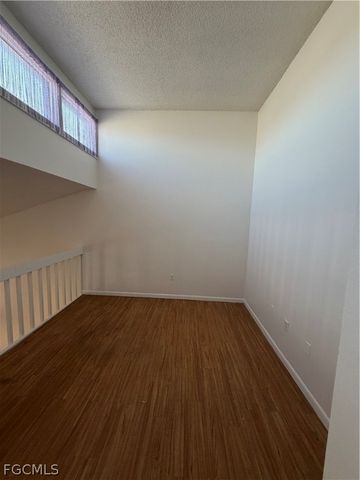 8867 Somerset BLVD, Fort Myers, FL 33919