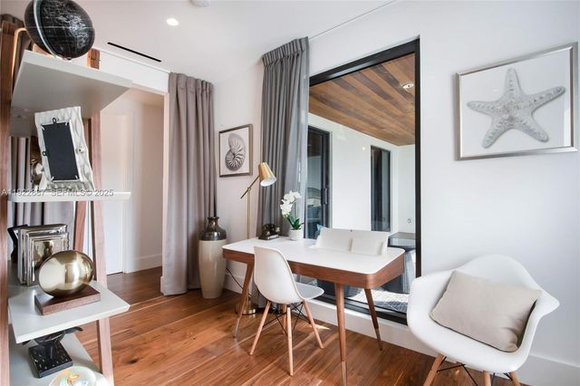 7501 Coquina Dr, North Bay Village, FL 33141