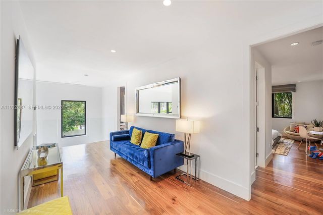 7501 Coquina Dr, North Bay Village, FL 33141