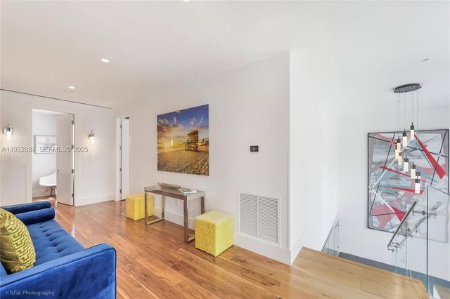 7501 Coquina Dr, North Bay Village, FL 33141