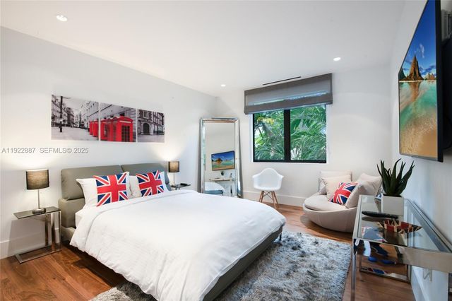 7501 Coquina Dr, North Bay Village, FL 33141