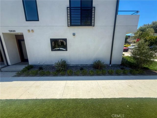 12820 Bloomfield Street, Studio City, CA 91604