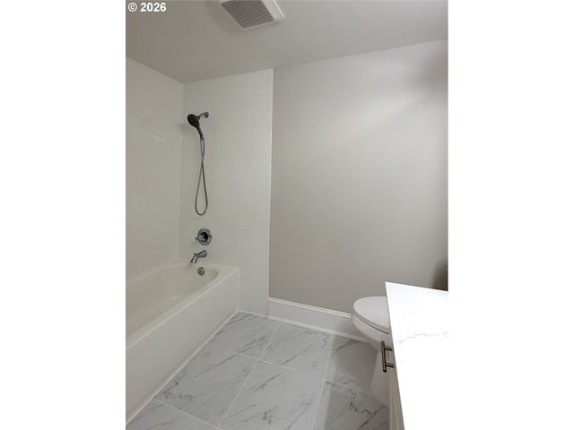 189 CRESTWOOD St, Fairview, OR 97024