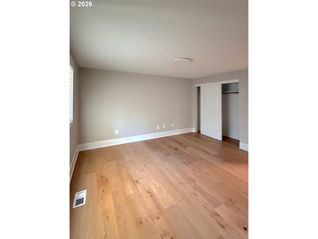 189 CRESTWOOD St, Fairview, OR 97024