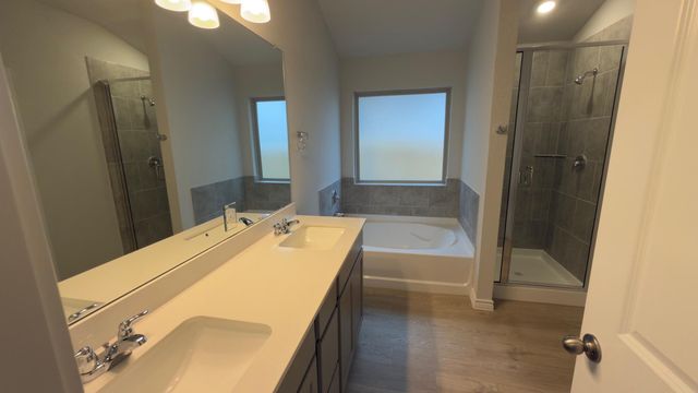 1206 Canton Dr, College Station, TX 77845