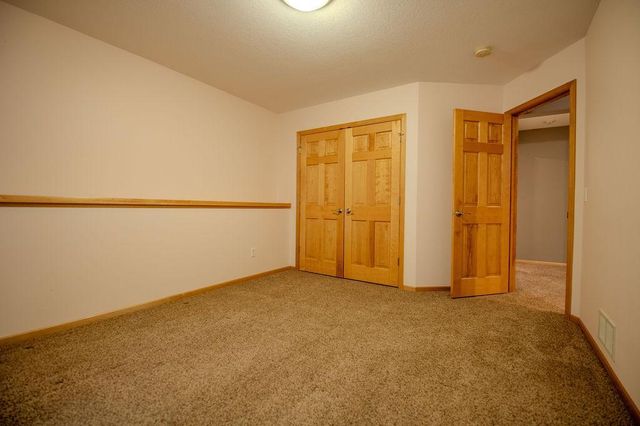 13856 Essex Trail, Apple Valley, MN 55124