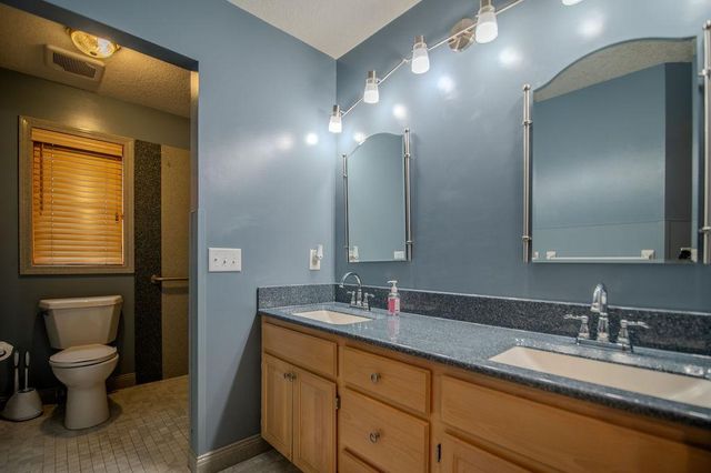 13856 Essex Trail, Apple Valley, MN 55124