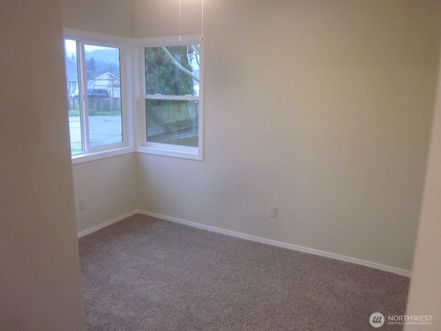 506 S Maple Street, Kelso, WA 98626