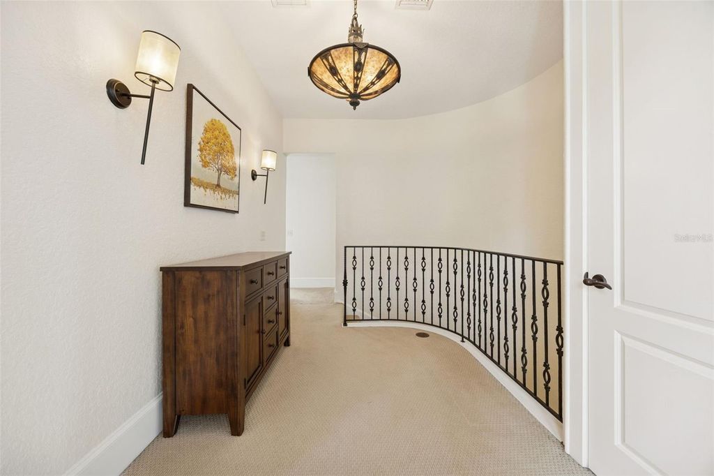 Image 18 of property listing at 2059 WOODLAWN DRIVE, Orlando, FL 32803